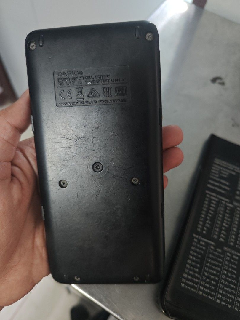 Scientific calculator original (Category: Other Accessories) located in Manila. Submitted by wildfox-101f7e (Listing ID 1464233261, Image 2). Description: .