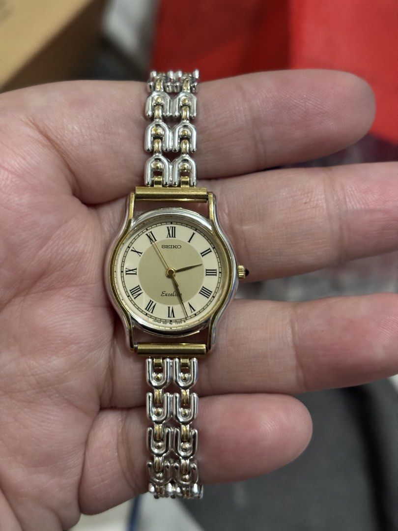 Seiko Exceline Roman Dial (Category: Women's Watches) located in Manila. Submitted by timelesswatchbyclaaa2.0 (Listing ID 1464195574, Image 2). Description: 24mm Sign of use Replace strap Up to 6.2 inch wrist size With free extra leather strap As is.