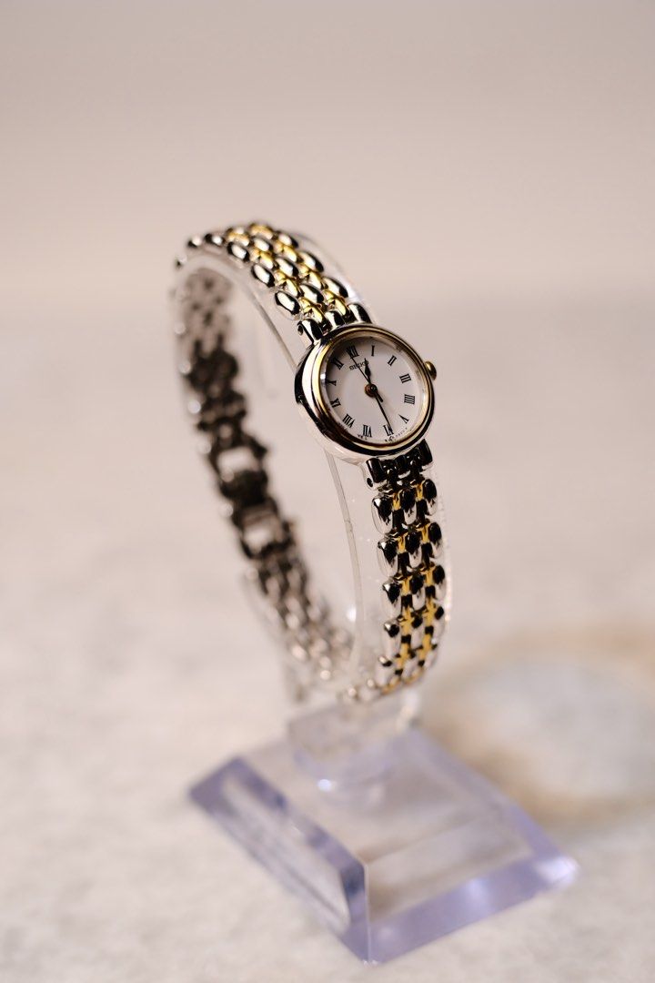 Seiko “Panthere” Ladies Dainty Watch (Category: Women's Watches) located in Davao. Submitted by carussel (Listing ID 1464200335, Image 3). Description: Seiko “Panthere” Ladies Dainty Watch In excellent condition “Like New” Two-tone (Silver and Gold) Movement: Quartz Seiko 1F21 New Battery: Renata Dia: 10mm Wrist Size: 18-19cm (can be adjusted).