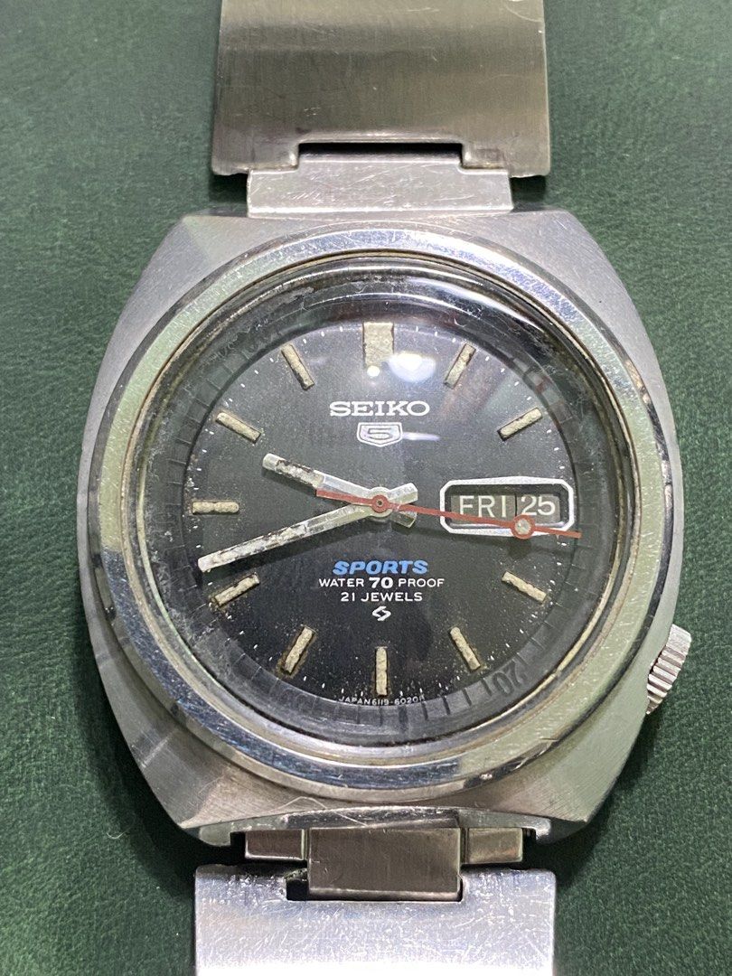 Seiko sports 70 proof (Category: Men's Watches) located in Cebu City. Submitted by unoverse_vntg (Listing ID 1464302329, Image 1). Description: ref 6119-6020 sports 70 proof 38mm size automatic 21 jewels all working rotating minute track with rare vintage 1960s seiko bracelet asking price is only 6,500php .