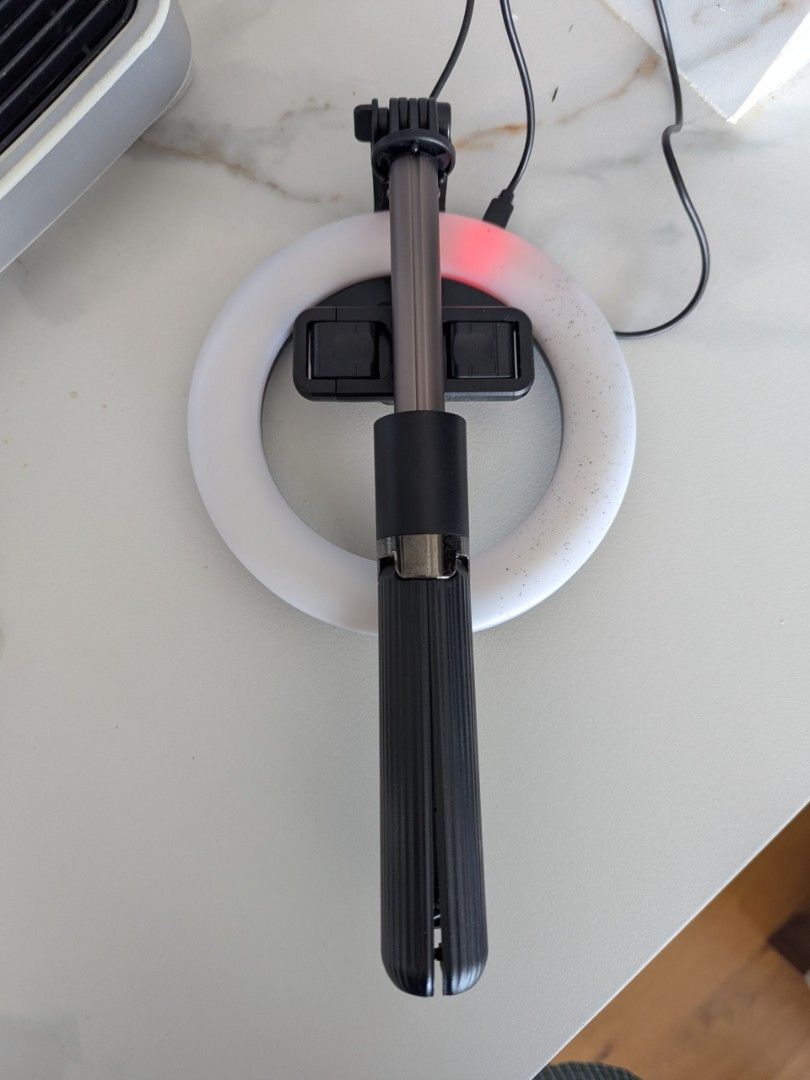 Selens Ring Light with Stand 5inch/16cm Ring light with Portable Foldable Stand (Category: Lighting) located in Makati City. Submitted by marielr (Listing ID 1464143994, Image 2). Description: - Portable ring light for live streaming & makeup - Adjustable stand and phone holder included - Ideal for content creators, enhances videos & photos - Easy setup and portable for use anywhere.