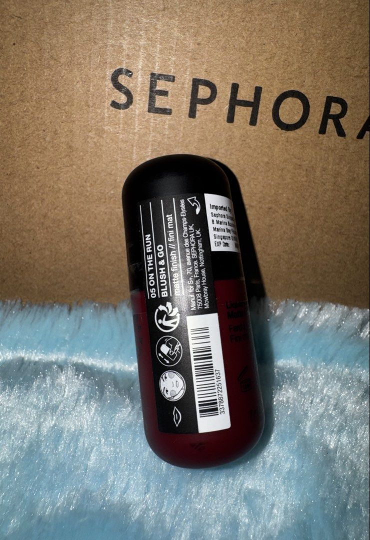 Sephora Collection Blush & Go Liquid Blush (Category: Makeup) located in Quezon City. Submitted by vibelane_shop (Listing ID 1464157681, Image 2). Description: Bought straight from Sephora Singapore - Sephora Collection Blush & Go liquid blush - Shade: 05 On The Run - Finish: Matte - Texture: Lightweight, ultra-fine - Application: Easy cushion applicator - Effect: Natural, healthy-glow - Coverage: Buildable color and coverage - Size: 7ml ❗️Last p