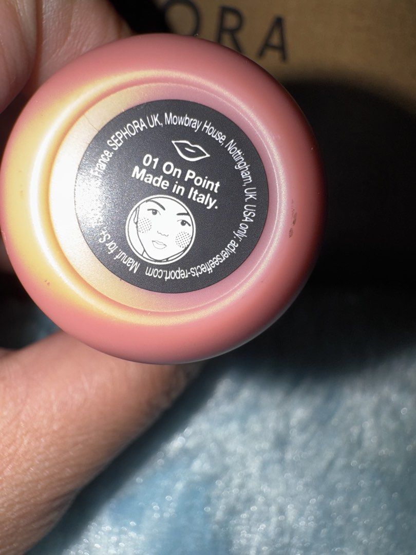 Sephora Collection Blush & Go Liquid Blush (Category: Makeup) located in Quezon City. Submitted by vibelane_shop (Listing ID 1464159732, Image 3). Description: - Sephora Collection Blush & Go liquid blush - Shade: 01 On Point - Finish: Matte - Size: 7ml - Made in Italy - Expiry Date: March 2029 - Instructions: Shake well before use ❗Last price posted.
