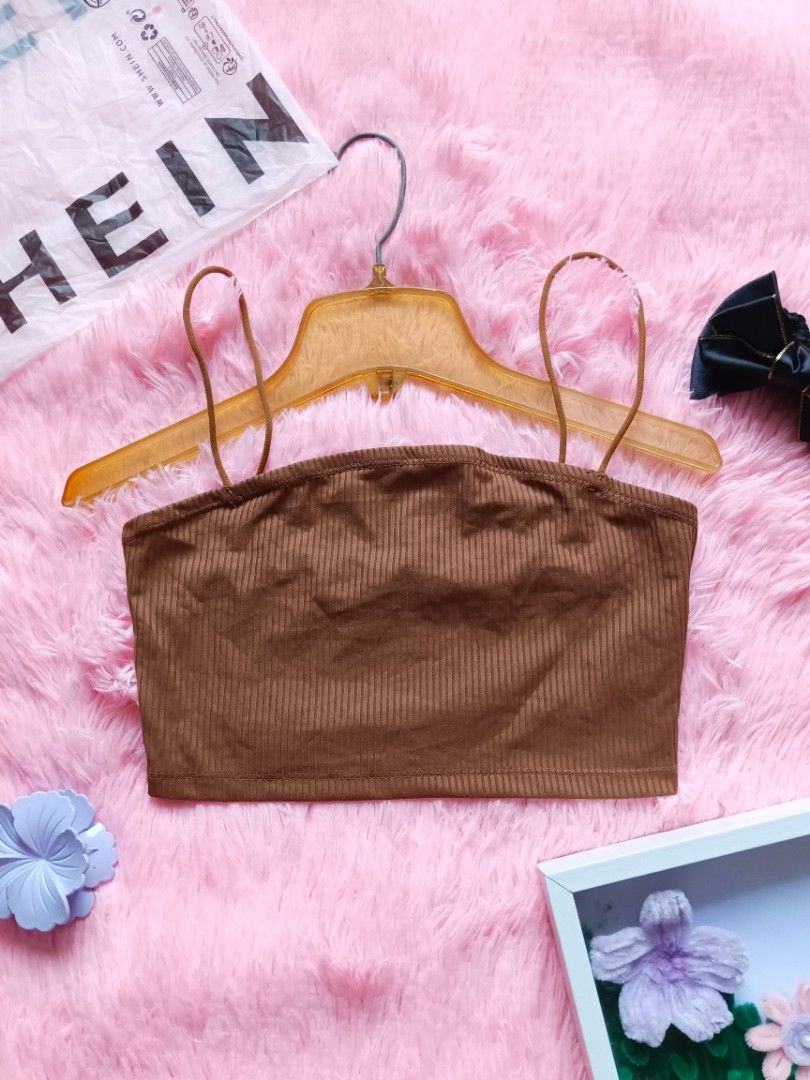 SHEIN Ribbed Spaghetti Strap Crop Top (Category: Sleeveless) located in Mariveles. Submitted by baeyondcrafts (Listing ID 1464350059, Image 1). Description: Size: XS-S 💰PHP 69.00 🌸 Brand: SHEIN 🌸 Condition: Brand new Note: 🎀 Manage your expectations. 🎀 Color may appear darker or lighter than the actual item. 🎀 Buy at your own risk. 🍓 For miners, fill out the order form first and then send the item you'll mine. 🍓 Direct shipping via J&T 🍓