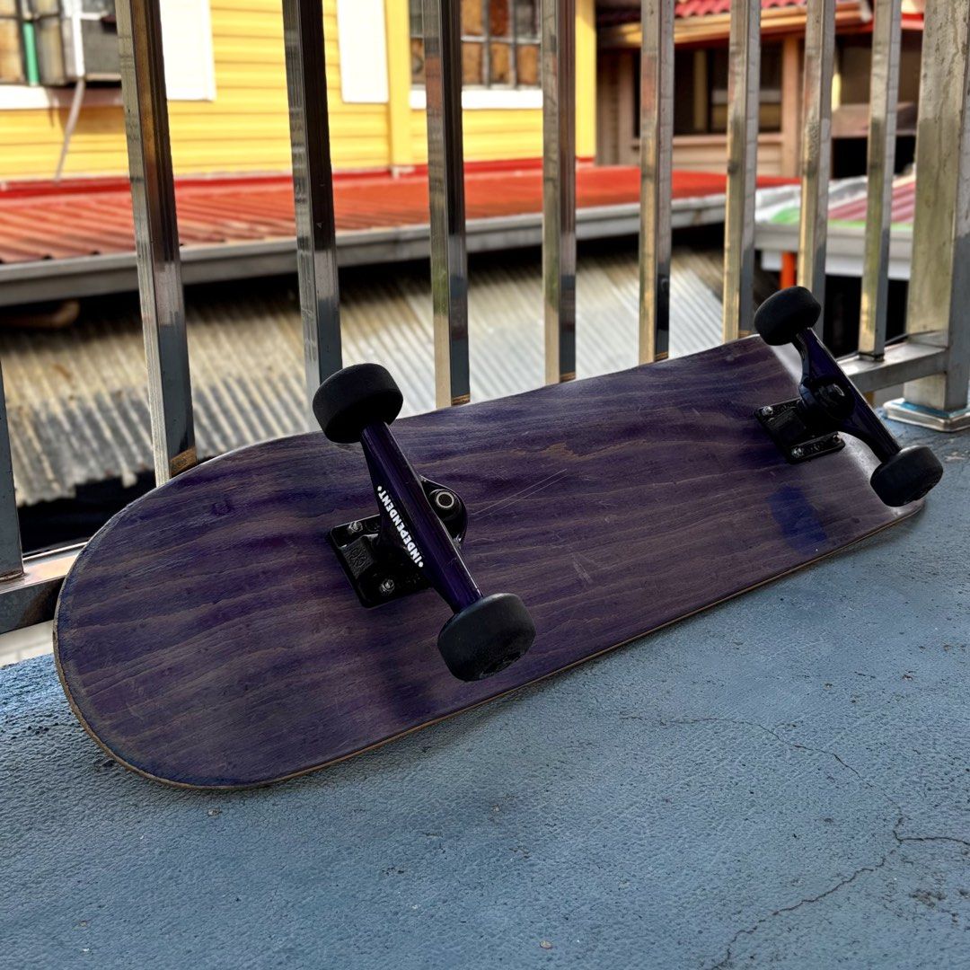 Skate set! (Category: Skates, Rollerblades & Scooters) located in Malabon City. Submitted by colemi000 (Listing ID 1464240735, Image 2). Description: SKate set! sKate set! •Deck: Blank violet deck (size 8.0) •Truck set: Independent Eric Koston Stage 10 •Pro VI Purple (size 139) collectible to!!! •Wheels: spitfire wheels CHRIS COLE f1 •Street Burners from 2011 •Hardware: shorty’s classic cross •Griptape: unknown •Bearings: I forgot, but I think it
