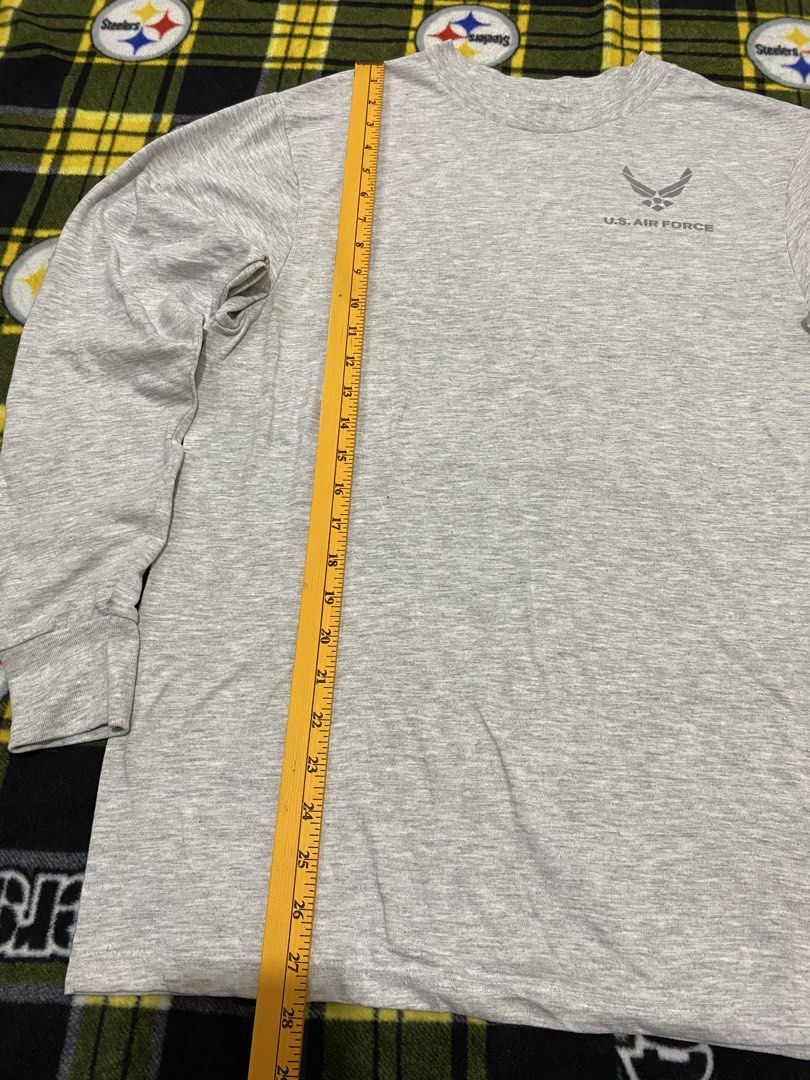 SOFFE,US AIR FORCE long sleeve shirt (Category: Tshirts & Polo Shirts ) located in Cavite. Submitted by jc_thrift95 (Listing ID 1464140587, Image 2). Description: - This heather gray long-sleeve shirt appears to be an official U.S. Air Force physical training top, featuring the distinctive winged emblem and “U.S. Air Force” lettering on the chest. - Made in USA - Color rate 8/10 - See pictures details for dimes..