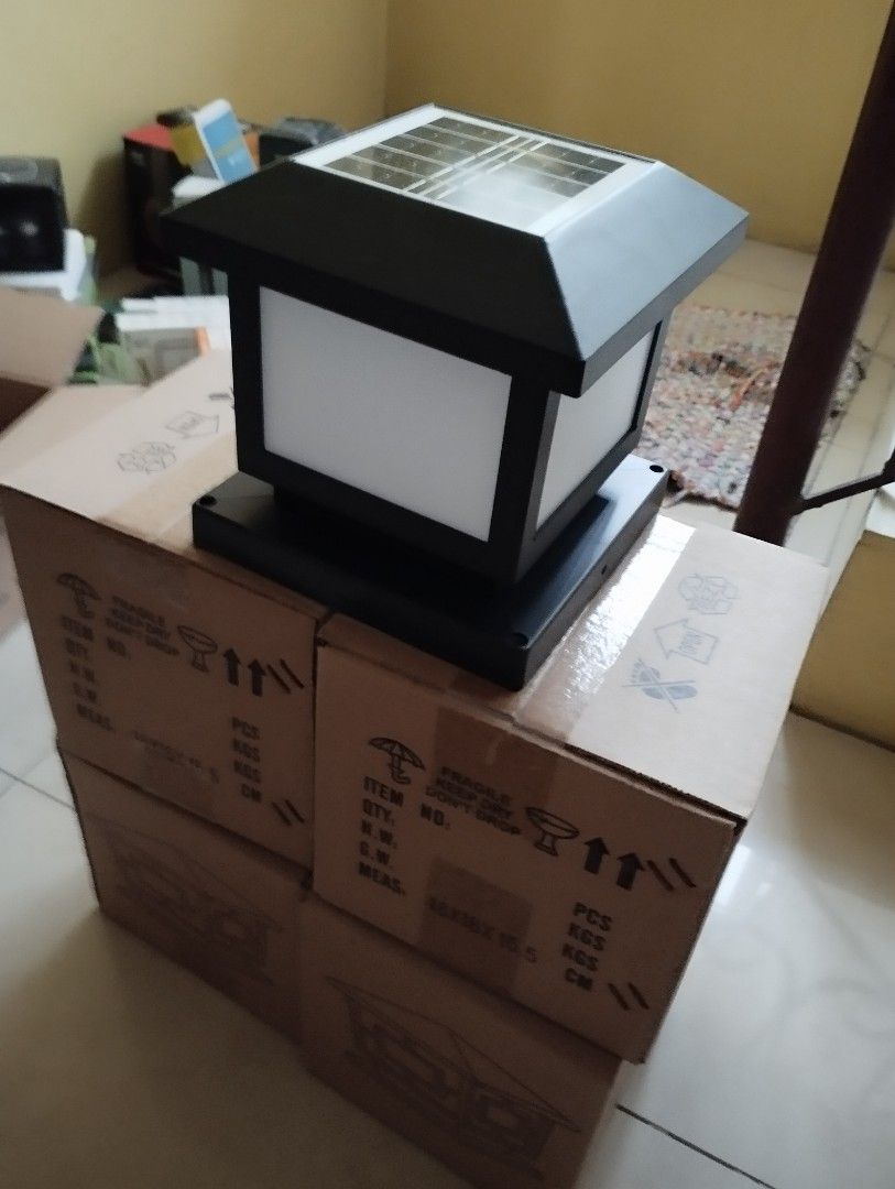 Solar Column Head Lamp (5pcs set) (Category: Lighting) located in Batangas. Submitted by yuriline_shop (Listing ID 1464169279, Image 3). Description: Outdoor Solar Column Head Lamp, for Concrete Fence Column. HP#09999733391.