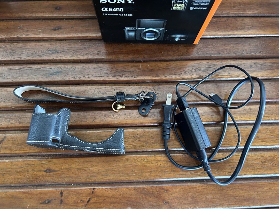 Sony Alpha a6400 Mirrorless Camera with 16-50mm Lens (Category: Cameras) located in Quezon City. Submitted by manongguard123 (Listing ID 1464152137, Image 3). Description: Sony A6400 + 16-50mm OSS Kit Lens Sony A6400 mirrorless camera with Sony E PZ 16-50mm F3.5-5.6 OSS kit lens. Camera and lens are in very good condition and fully functional. Well maintained and with minimal signs of use. Kept in dry box. Please see photos for actual condition. 