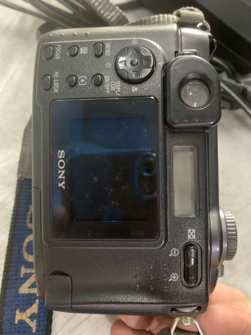 Sony Cyber-shot 4.1 Mega Pixels Digital Camera with Charger (Category: Cameras) located in Antipolo. Submitted by cebb888 (Listing ID 1464186262, Image 3). Description: - Sony Cyber-shot digital camera - 4.1 Mega Pixels - MPEG EX - Carl Zeiss lens - Original charger included - Original strap included - Tested and working - Great for capturing memories - add 750 pesos for 3 memory card - 2pcs. 128mb & 1pc. 4mb - new battery replacement & charger -