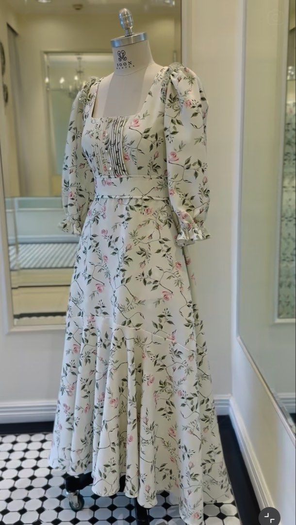 Soon Manila (Category: Dresses) located in Manila. Submitted by claaaaarke (Listing ID 1464247569, Image 1). Description: Soon MNL Myrena Size: Large With dust bag & paper bag Price: 8,200 Selling Price: 6,500 + shipping Cash only Location: Cavite.