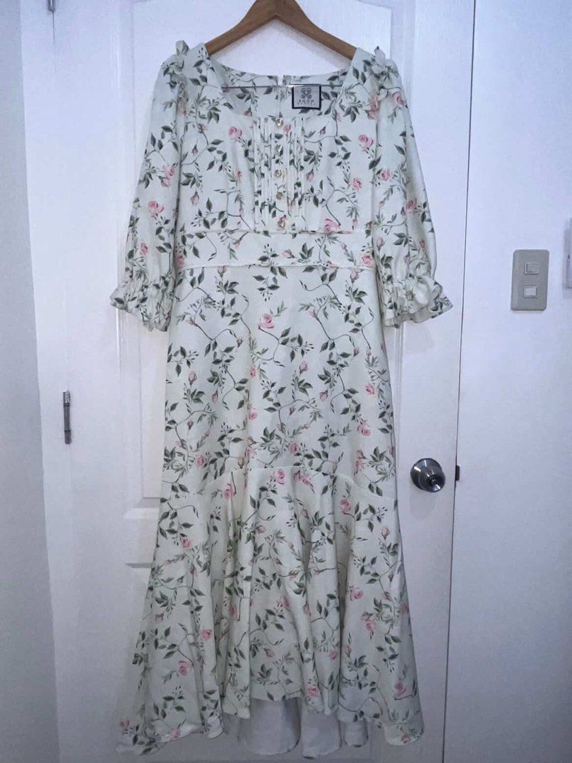 Soon Manila (Category: Dresses) located in Manila. Submitted by claaaaarke (Listing ID 1464247569, Image 2). Description: Soon MNL Myrena Size: Large With dust bag & paper bag Price: 8,200 Selling Price: 6,500 + shipping Cash only Location: Cavite.