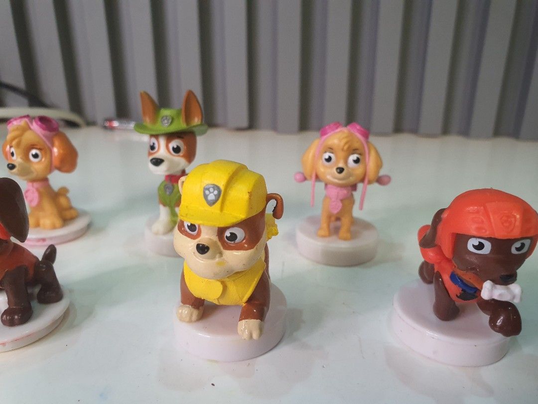 Spin Master PAW Patrol Stampers (Category: Educational & Learning Toys) located in Tarlac. Submitted by ziv_surplus (Listing ID 1464331328, Image 3). Description: Spin Master PAW Patrol Stampers Take all Missing cover ung 2 pcs..