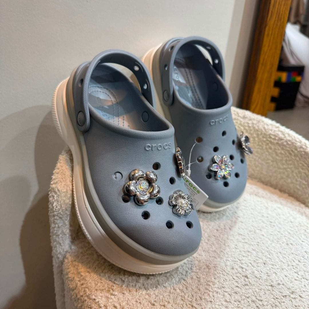 Stacked Clog in Concrete (Category: Shoe inserts & accessories) located in Rizal. Submitted by hiraya16 (Listing ID 1464167743, Image 2). Description: Available Onhand ready to ship Unisex - Sizes available? DM ✉️ J&T - Lalamove - LBC.