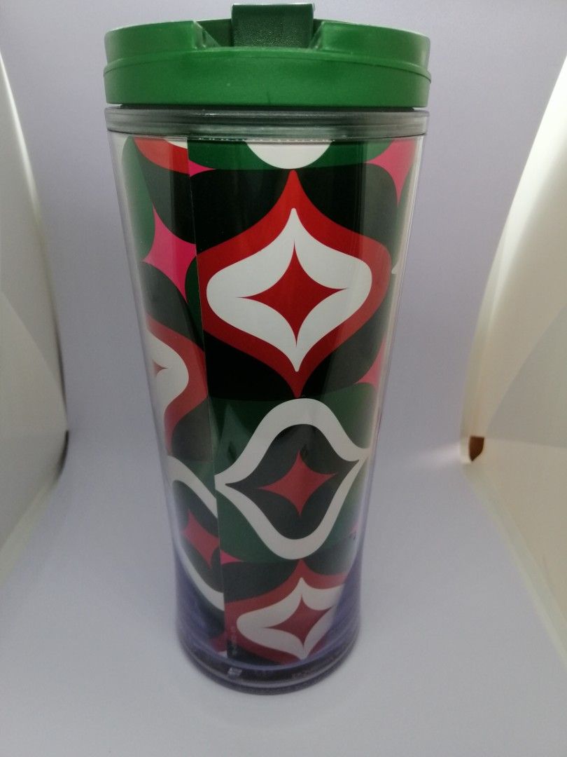 Starbucks tumbler 12 oz (Category: Other Merchandise) located in Quezon City. Submitted by goldencity1964 (Listing ID 1464212185, Image 2). Description: Starbucks Acrylic RED CUP RELEASES 2023 CHRISTMAS Blissfull Homecoming Collection Green Flip lid (still very tight) Original Authentic Starbucks merch. Has markings see pics Still Has starbucks tumbler instruction card WYSIWYG SCAN PICS PLEASE.