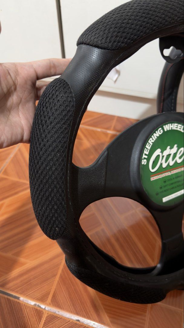Steering wheel ( Suzuki Ciaz ) (Category: Body Parts and Accessories) located in Las Pinas. Submitted by tanmaine (Listing ID 1464156093, Image 3). Description: 2 for 800 only Used but in very good condition.