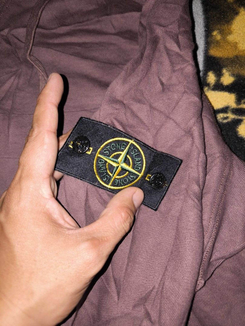 Stone Island Hoodie (Category: Coats, Jackets and Outerwear) located in Manila. Submitted by fljaoti27 (Listing ID 1464254430, Image 2). Description: Stone Island Hoodie Large.