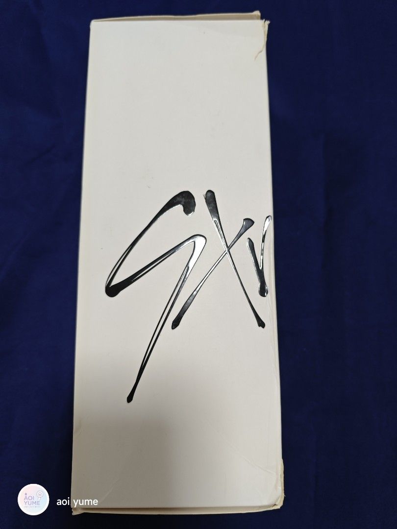 Stray Kids Official Lightstick Ver. 1 (Category: K-Wave Merchandise) located in Dasmarinas. Submitted by aoiyume29 (Listing ID 1464304177, Image 3). Description: - Official Stray Kids Lightstick - Includes original box and all accessories - Box shows minor signs of wear - Batteries not included - Perfect for concerts and display -Tested and Working -Negotiable- -shapi c/o- -gcash payment- -X Sensi- 🙅‍♀️NO UNBOXING VIDEO, NO REFUND🙅‍♀️.