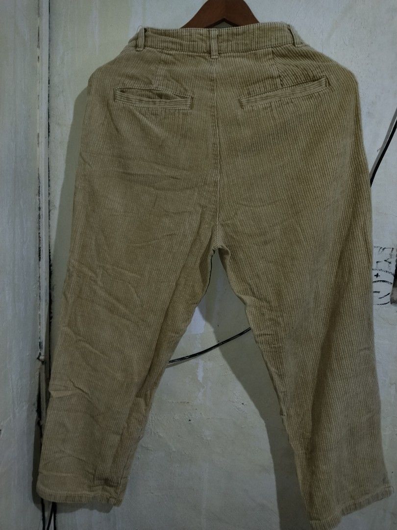 STUSSY CORDUROY PANTS (Category: Jeans) located in San Jose del Monte. Submitted by noys.831 (Listing ID 1464187029, Image 3). Description: .