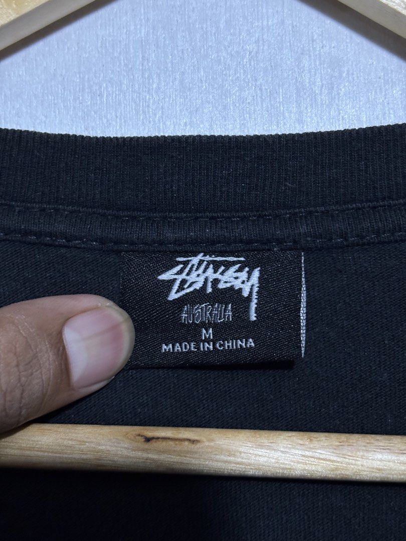 STUSSY TEE (Category: Tshirts & Polo Shirts ) located in Cebu City. Submitted by giant_gems.ph (Listing ID 1464279136, Image 3). Description: AUTHENTIC MINIMAL ISSUE (hairline) COLOR RATE 8.5/10 WIDTH 22 LENGTH 28 NEED WASH .