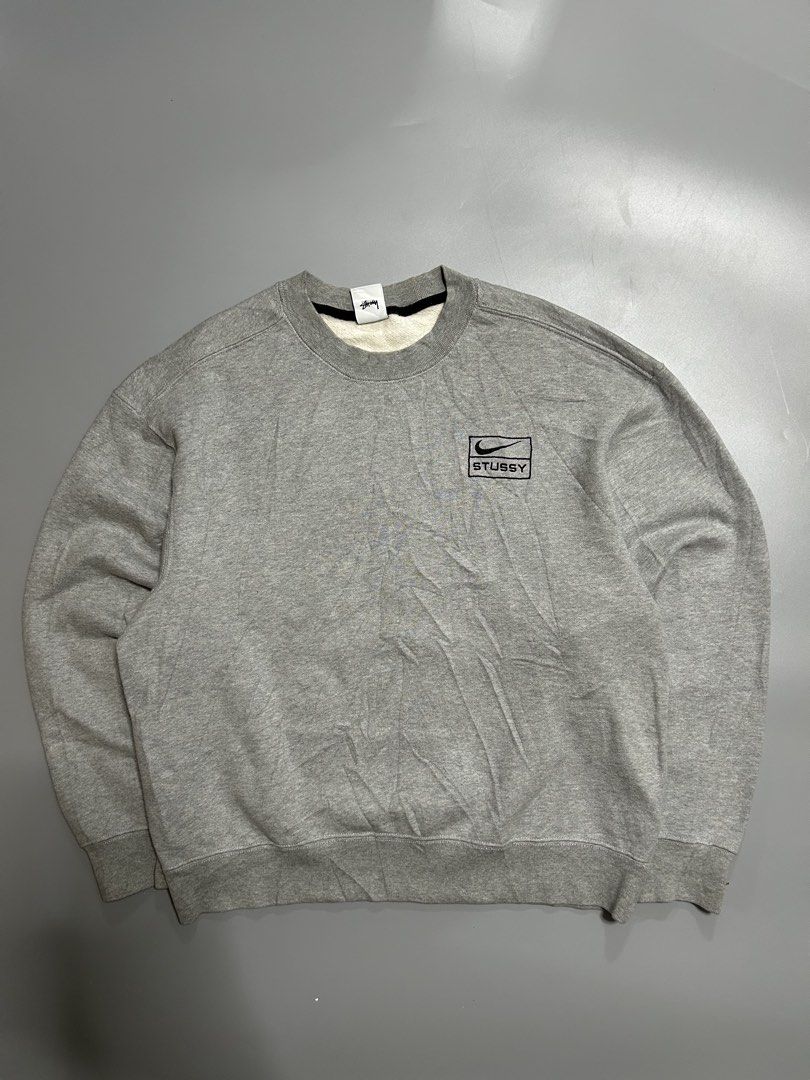 Stussy x Nike crewneck (authentic) (Category: Hoodies) located in Trece Martires City. Submitted by flip_flips (Listing ID 1464306182, Image 1). Description: Stussy x Nike crewneck (authentic) -Size Small on tag (fits to large boxy fit) -Dimes: 24 width 27 length -Excellent condition -9.5/10 color rate -issue: none.