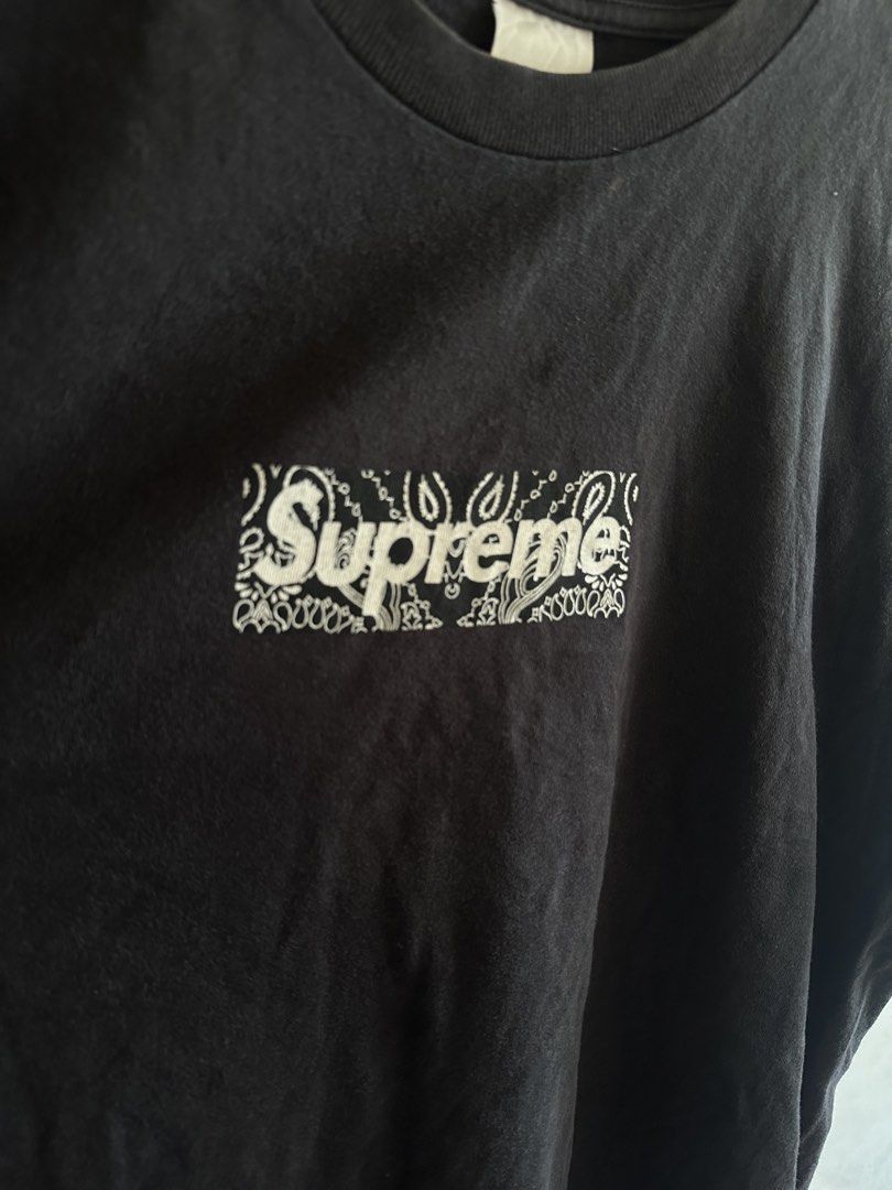Supreme Bandana Tshirt Box Logo (Category: Tshirts & Polo Shirts ) located in Daet. Submitted by rccurated._ (Listing ID 1464191124, Image 2). Description: .