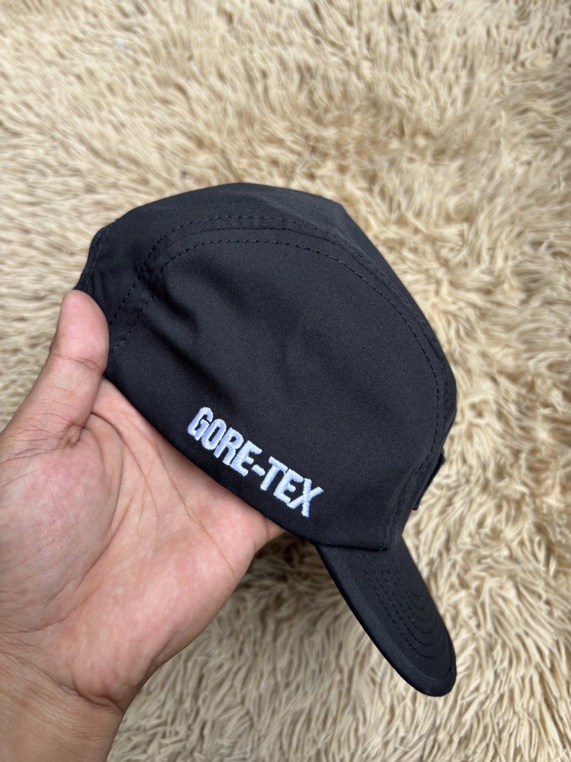Supreme Gore-Tex 5-Panel Cap Black (Category: Caps & Hats) located in Quezon City. Submitted by nojthrift (Listing ID 1464252758, Image 3). Description: - Authentic Black Supreme Cap - Made with durable Gore-Tex material - Classic Supreme box logo on the front - Adjustable strap for a custom fit - Size: Small/Medium - Ideal for everyday wear.