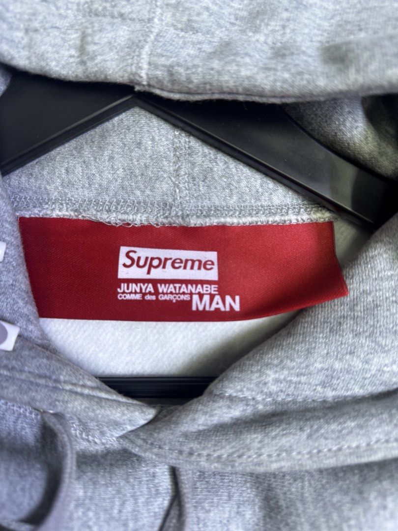 Supreme x junya (Category: Activewear) located in Baguio. Submitted by grand_dreux (Listing ID 1464243897, Image 3). Description: Needs cleaning only on the leather part The rest excellent condition.