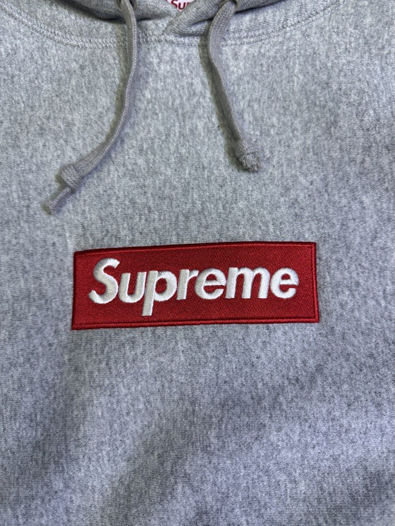Supreme x junya (Category: Activewear) located in Baguio. Submitted by grand_dreux (Listing ID 1464243897, Image 2). Description: Needs cleaning only on the leather part The rest excellent condition.