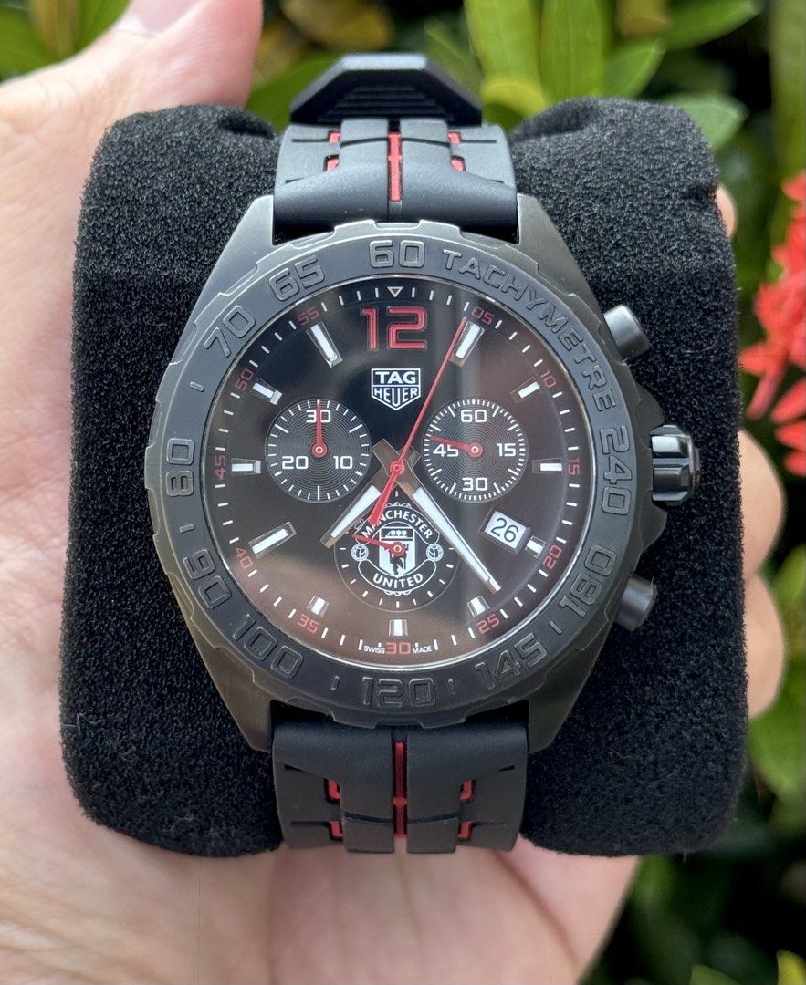 TAGHeuer F1 (Special Edition) (Category: Men's Watches) located in Manila. Submitted by deleonjade010 (Listing ID 1464217547, Image 1). Description: TAGHeuer Formula 1 Special Edition Manchester United 🔱👹 CAZ101J.FT8027 Ref/Model -43mm -PVD coated case -Black Opalin Dial -Fixed black titanium carbide-coated stainless bezel -Chronograph -Quartz (Swiss movement) -Double box -Manual -Warranty Card (Local AD) -With receipt of purchase (Time Trend) 