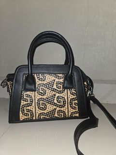 (Kategori: ) berada di . Dikirim oleh haha.declutter (ID iklan 1464204764, Gambar 1). Deskripsi: .