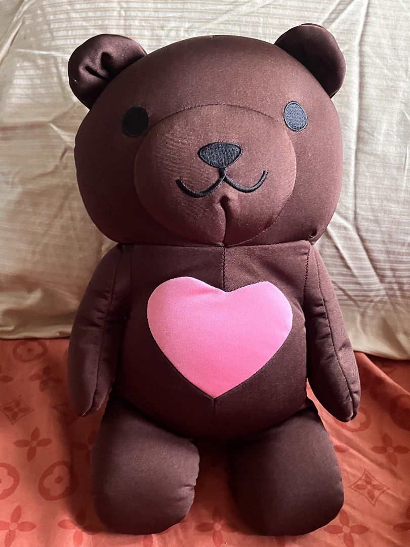 Teddy bear 2in1 travel plush (Category: Plushies & Soft Toys) located in Paranaque City. Submitted by bonsaiart (Listing ID 1464151295, Image 1). Description: Good as new Plush and neck pillow in one Mallow type 650(fixed)+ sf Payment first policy (gcash/ paymaya) Shipping ONLY (J&t) NO TO COD NO TO MEETUP NO TO COP (LBC) No breaking of set or bundle.