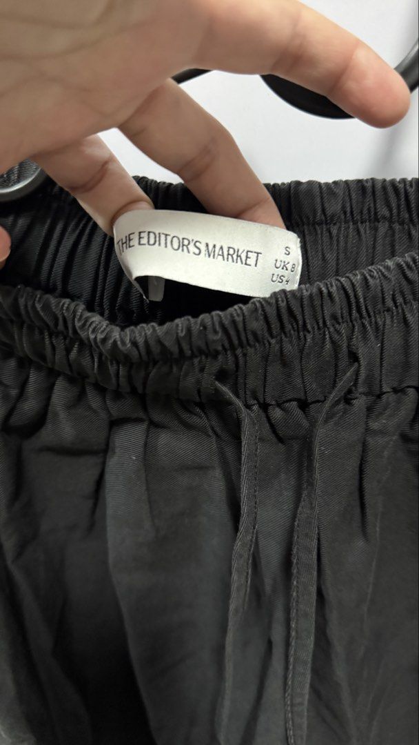 The Editor’s Market - Drawstring Long Skirt (Category: Skirts) located in Quezon City. Submitted by proudrn (Listing ID 1464346715, Image 2). Description: .