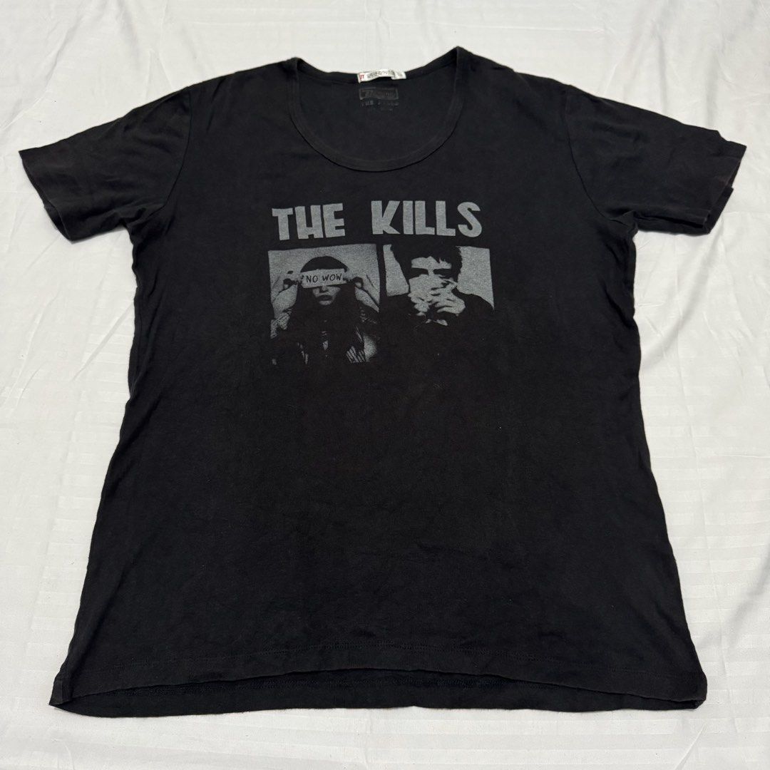 THE KILLS UT (Category: Tshirts & Polo Shirts ) located in Pasig City. Submitted by jaaard (Listing ID 1464246689, Image 1). Description: UT the kills Size L women 21x27 big roundneck Vgood condition.