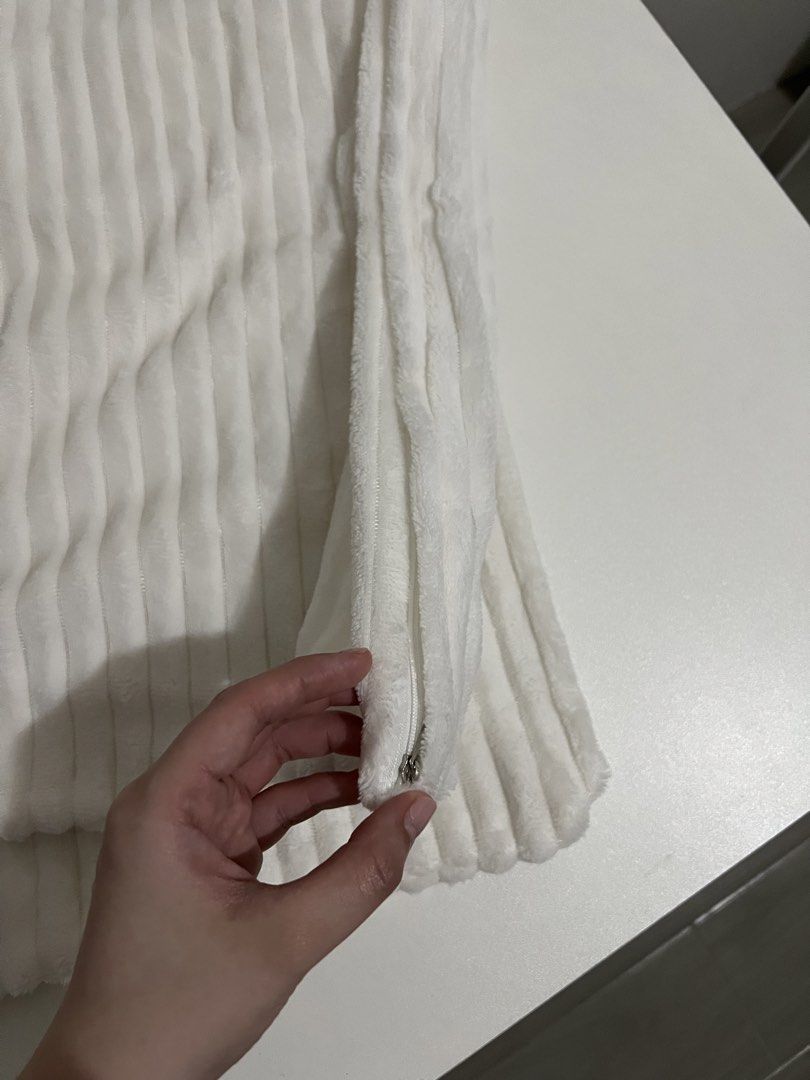 Throw pillow cover (2pcs) (Category: Bedding & Towels) located in Quezon City. Submitted by styleandcomfort (Listing ID 1464294061, Image 2). Description: Message me for inquiries.