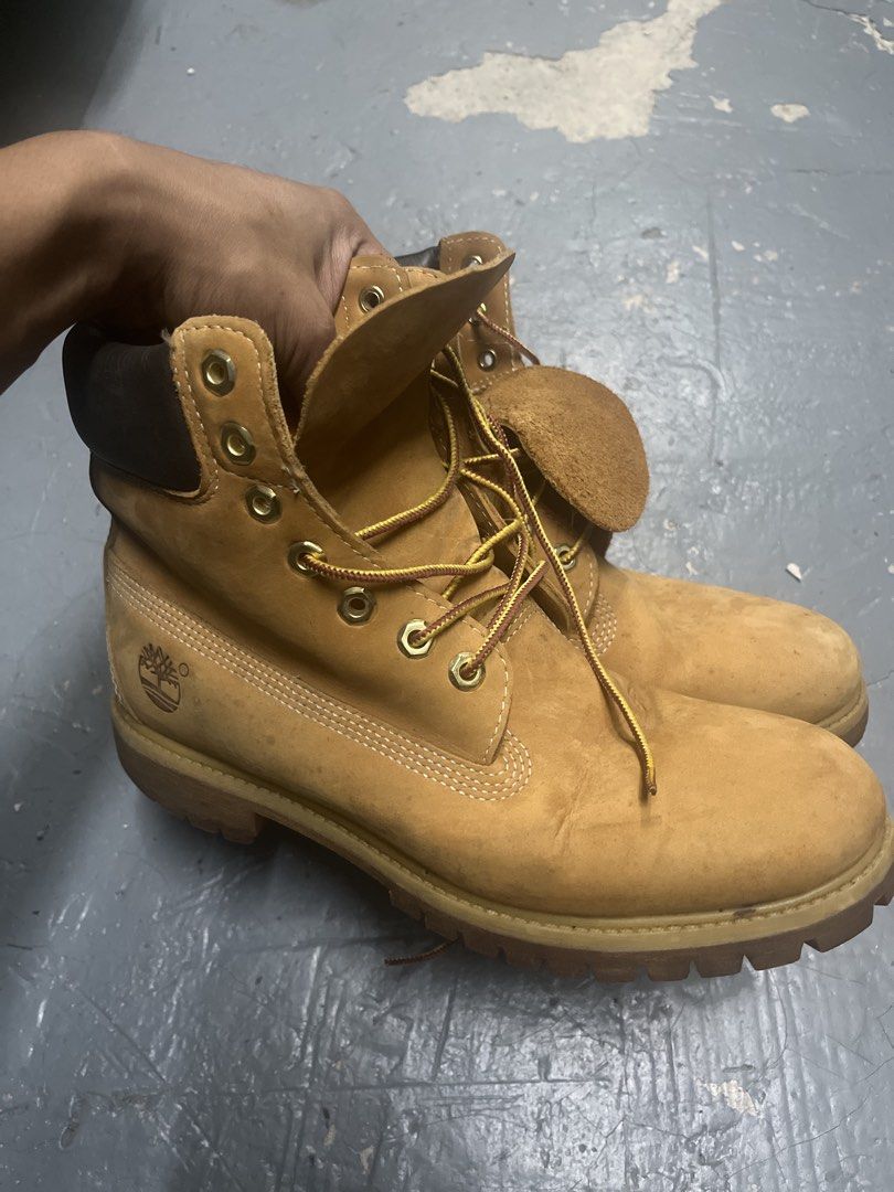 Timberland Classic 6-Inch Premium Waterproof Boots (Category: Boots) located in Manila. Submitted by kayd86043 (Listing ID 1464167792, Image 1). Description: - Classic tan Timberland boots - Waterproof nubuck leather - Lace-up front with metal eyelets - Durable rubber lug sole for excellent traction - Iconic work boot style, perfect for all weather conditions.