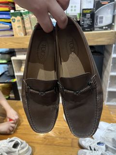 (Category: ) located in . Submitted by shopsecondfits (Listing ID 1464202918, Image 1). Description: .