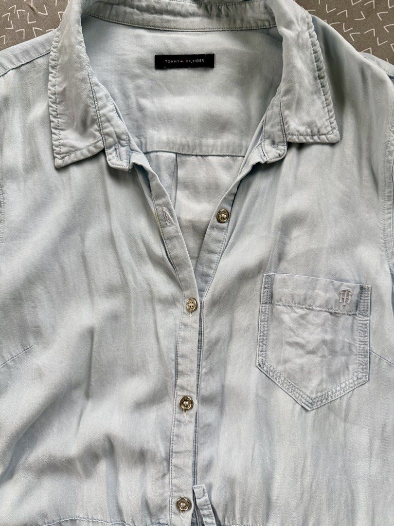 Tommy Hilfiger Light Wash Denim Drawstring Dress (Category: Dresses) located in Manila. Submitted by deanise_jil (Listing ID 1464233765, Image 2). Description: Authentic Tommy Hilfiger Casual Denim-Look Midi Shirt Dress with Pockets (Size M-L) .