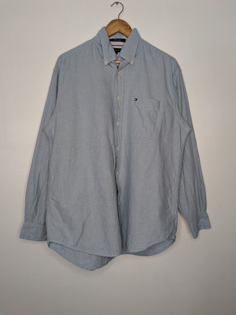 Tommy Hilfiger Men's Button Down Shirt Size M (Category: Tshirts & Polo Shirts ) located in Paniqui. Submitted by fndrs.kprs.ph (Listing ID 1464166817, Image 1). Description: Tommy Hilfiger Polo Long-Sleeve Size on tag: Medium 23x29 Color rate: 9.5/10 Condition: 9.5/10 No flaws.