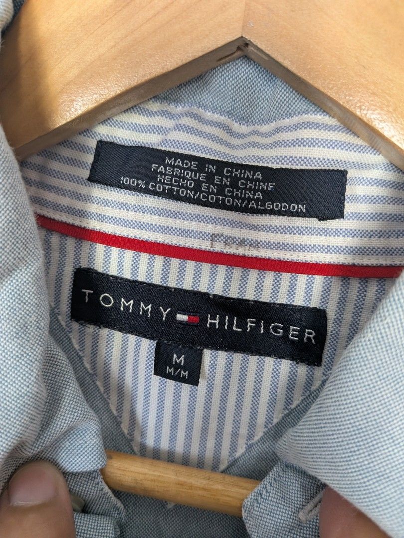 Tommy Hilfiger Men's Button Down Shirt Size M (Category: Tshirts & Polo Shirts ) located in Paniqui. Submitted by fndrs.kprs.ph (Listing ID 1464166817, Image 2). Description: Tommy Hilfiger Polo Long-Sleeve Size on tag: Medium 23x29 Color rate: 9.5/10 Condition: 9.5/10 No flaws.