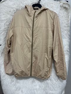 (Category: ) located in . Submitted by nomsthriftshop (Listing ID 1464217012, Image 1). Description: .