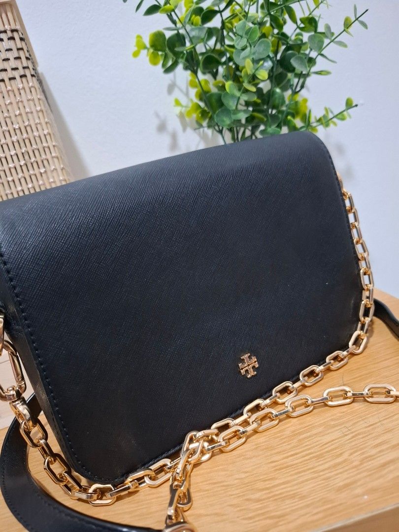 Tory Burch Crossbody Bag (Category: Cross-body Bags) located in Manila. Submitted by micay22 (Listing ID 1464315066, Image 2). Description: Tory Burch Crossbody bag, good as new Saffiano leather.