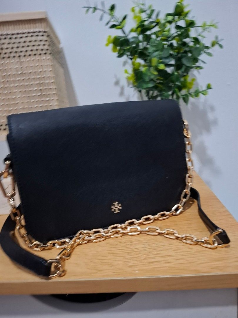 Tory Burch Crossbody Bag (Category: Cross-body Bags) located in Manila. Submitted by micay22 (Listing ID 1464315066, Image 3). Description: Tory Burch Crossbody bag, good as new Saffiano leather.