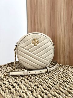 (Category: ) located in . Submitted by thedesignerpurse.mnl (Listing ID 1464189071, Image 1). Description: .