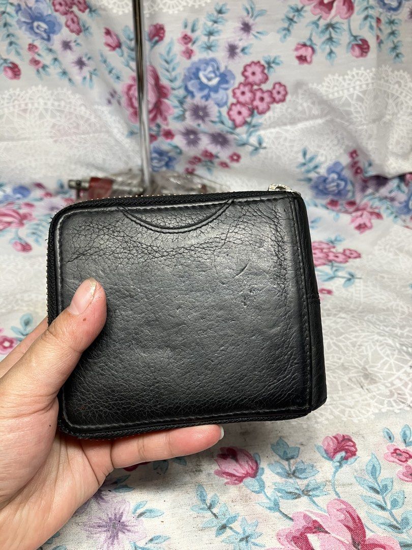 TOUGH JEANSMITH ACCESORIES WALLET (Category: Wallets & Card holders) located in General Mariano Alvarez. Submitted by adonid (Listing ID 1464203991, Image 2). Description: TOUGH JEANSMITH ACCESORIES WALLET GOOD CONDITION NORMAL SIGN OF USAGE ONLY.
