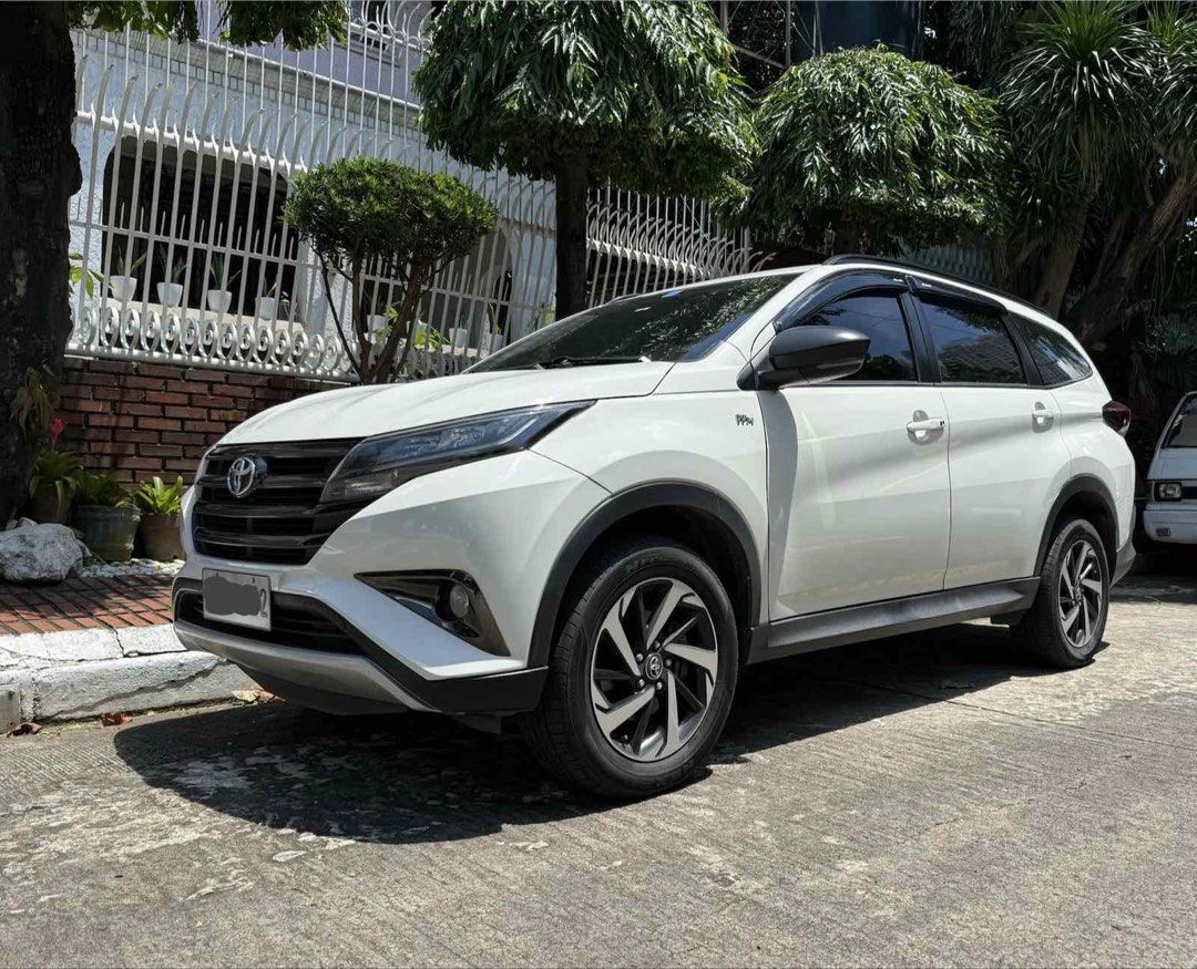 Toyota Rush 1.5G Auto (Category: Used Cars) located in Pasig City. Submitted by decltter01 (Listing ID 1464233719, Image 1). Description: - 2019 Toyota Rush 1.5G - Approx 44k mileage - Fully casa maintained - all PMS done in toyota casa, complete records - No accident history - Fully stock - New tires purchased in 2025 (Nexen) - New battery purchased in 2025 (Amaron) - Unit ready for viewing in Kapitolyo Pasig - direct buyers only.