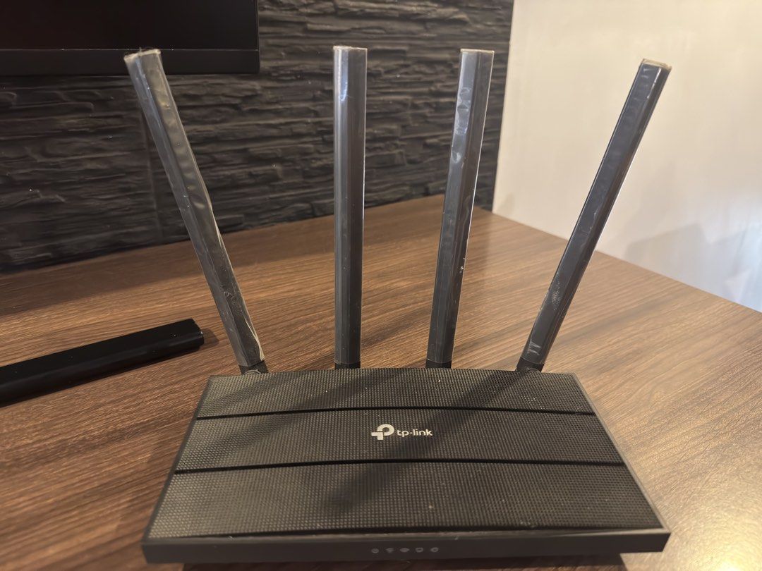 TP-Link AC1200 Mesh Wi-Fi Router Archer C6 (Category: Networking) located in Taguig. Submitted by jhnlndllcndn (Listing ID 1464350863, Image 2). Description: - TP-Link AC1200 Mesh Wi-Fi Router - Full Gigabit Ports for faster wired connections - MU-MIMO technology for efficient multi-device use - Smart Roaming for seamless Wi-Fi coverage - Advanced Security with WPA3 - Speeds: 867 Mbps (5 GHz) + 300 Mbps (2.4 GHz) - Ideal for whole-home Wi-Fi cove