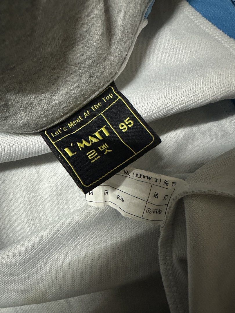Tracktop (Category: Hiking & Camping) located in Bandar Pusat Jengka. Submitted by lzbundlestore (Listing ID 1464295877, Image 3). Description: Pit 22 Labuh 26.5 Size L Condition 9/10 Postage Seluruh Malaysia🚛🚛.