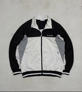 (Kategori: ) berada di . Dikirim oleh opscndstuff (ID iklan 1464179791, Gambar 1). Deskripsi: .