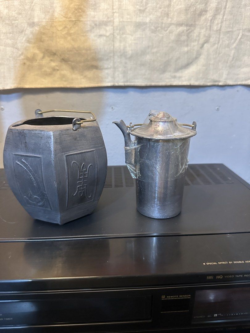 traditional Japanese sake or tea warmer (Category: Coffee & Tea Tableware) located in Rodriguez. Submitted by pwestoonlinestore (Listing ID 1464237932, Image 3). Description: .