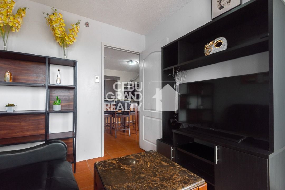 Tranquil and Modern Condo for Lease in Cebu (Category: Apartments & Condos) located in Manila. Submitted by cebugrandrealty (Listing ID 1464150411, Image 3). Description: Property ID: RCOO3 Type: Condo for Rent Location: One Oasis, Mabolo, Cebu City Bedrooms: 2 Bathroom: 1 Floor Area: 36 SqM Furnishing: Furnished Features • Fully furnished 2-bedroom condo with stylish interiors • Spacious living area with entertainment center • Private balcony wi